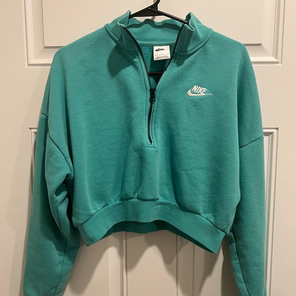 Nike Women's Teal Cropped Sweatshirt